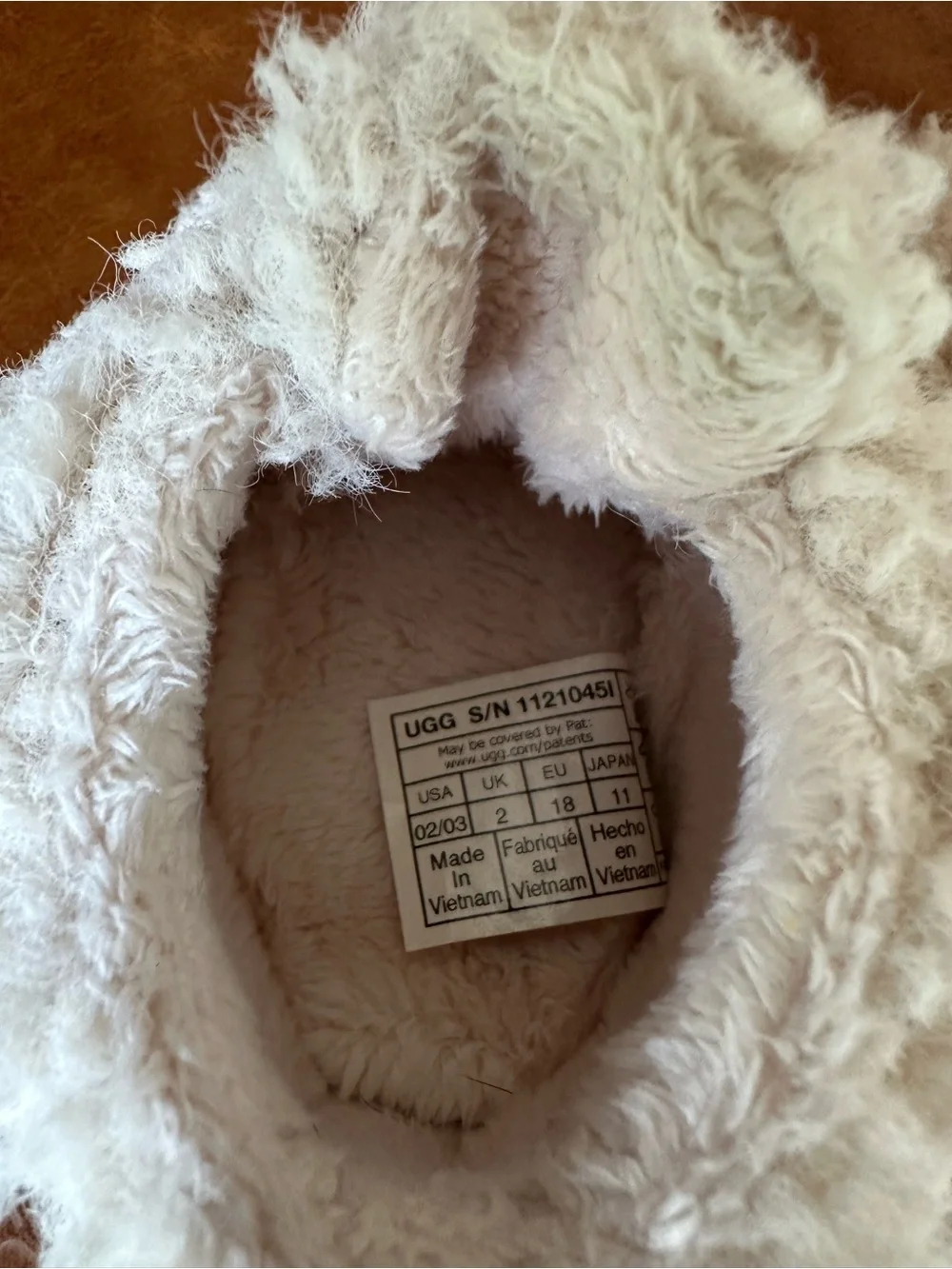 UGG Baby Bixbee Bootie Cream size 2 3 Ugg 02/03 6-12 months booties Velcro